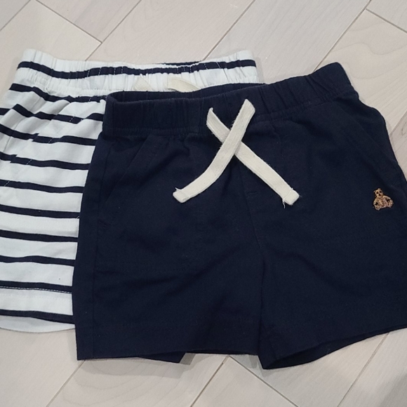 Shorts - Picture 2 of 2